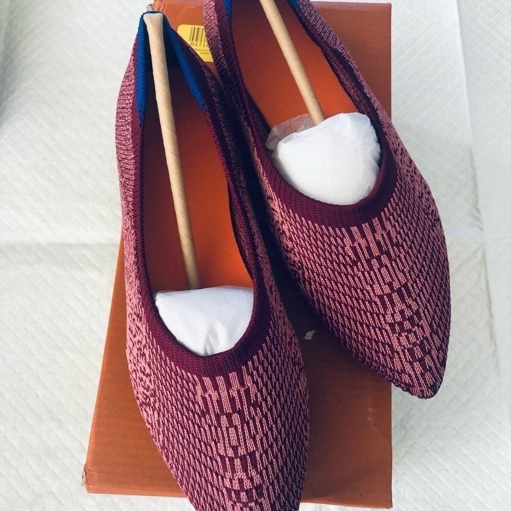 Woman Open Side Sandal, Size 8